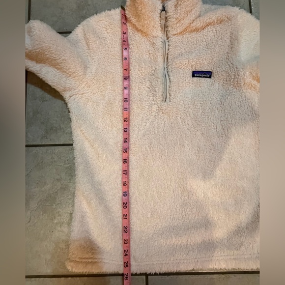 Patagonia Women's Light Pink 3/4 Zip Sherpa in Size M - Picture 5 of 5
